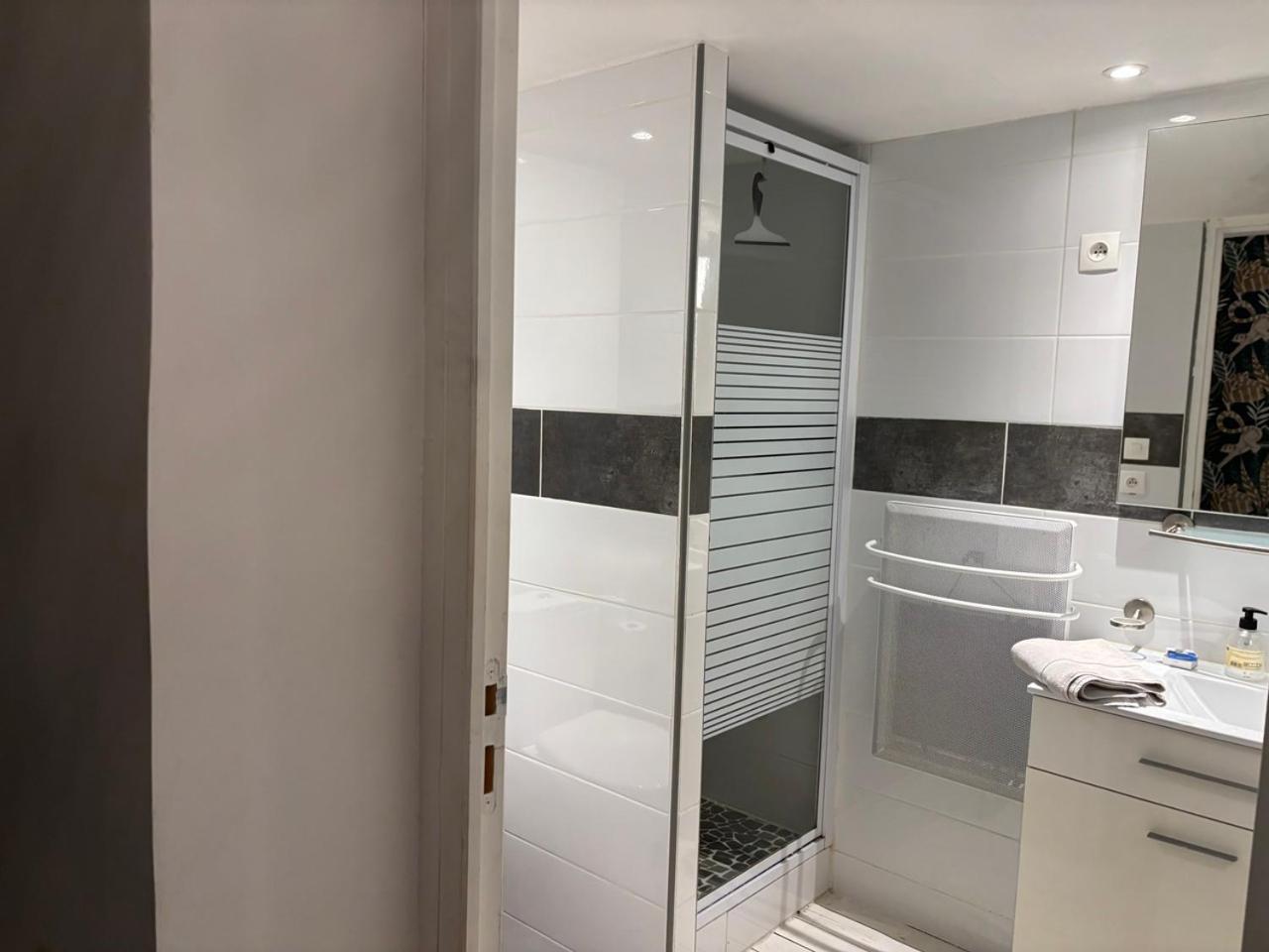 Appartement Cosy Au Coeur De La Ville D'Ete Аркашон Екстериор снимка